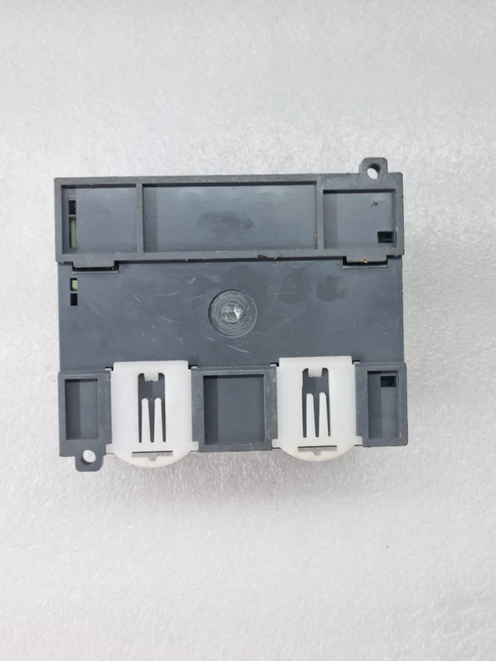 LS XGB XEC-DR32H/D1 12/24V PLC CPU MODULE (USED)